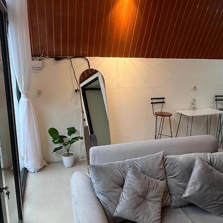 Agriya Lubis Cabin Diyeng Buitenkant foto